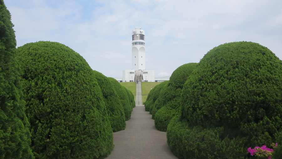 横浜港シンボルタワー