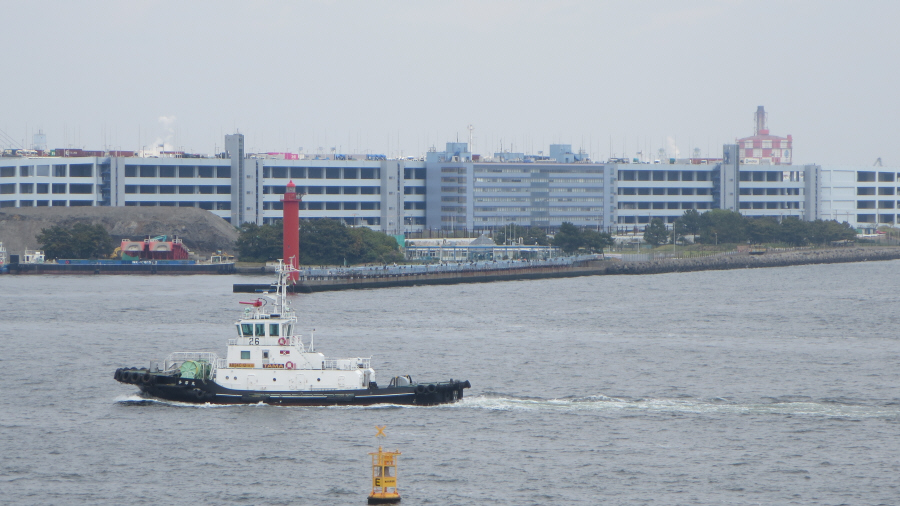 横浜港シンボルタワーから大黒埠頭