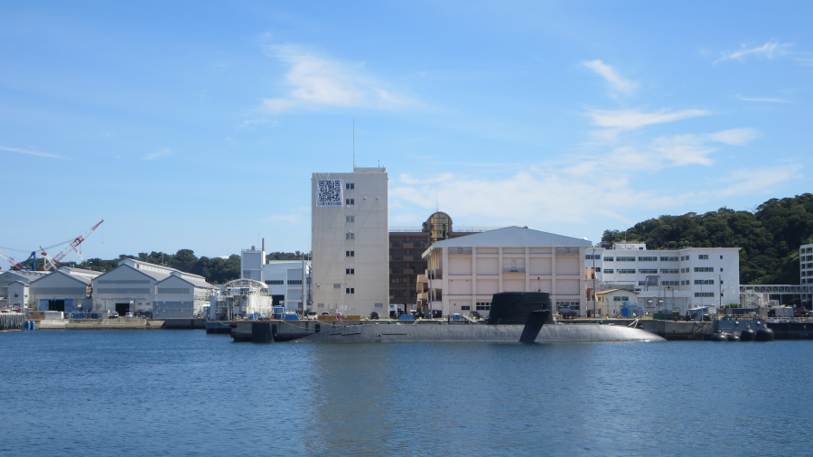 横須賀 ヴェルニー公園から