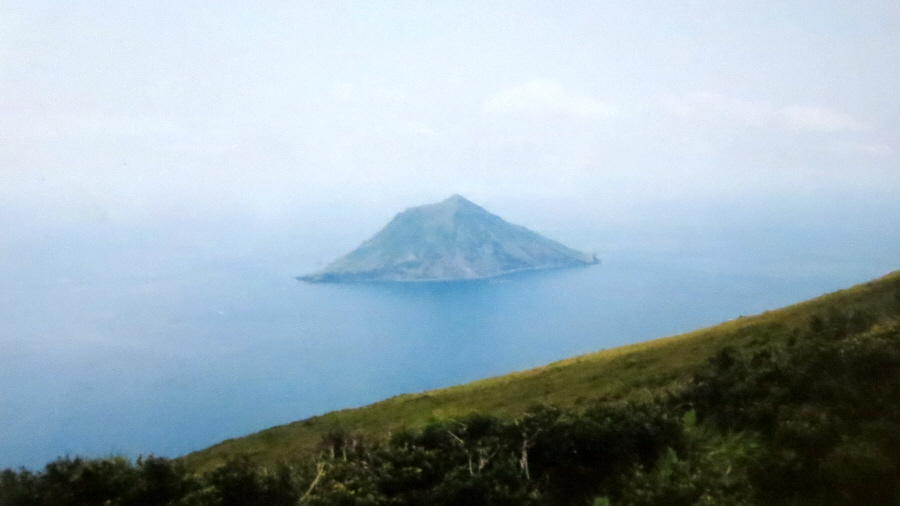 八丈富士から八丈小島