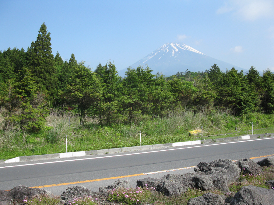 十里木高原駐車場から富士山